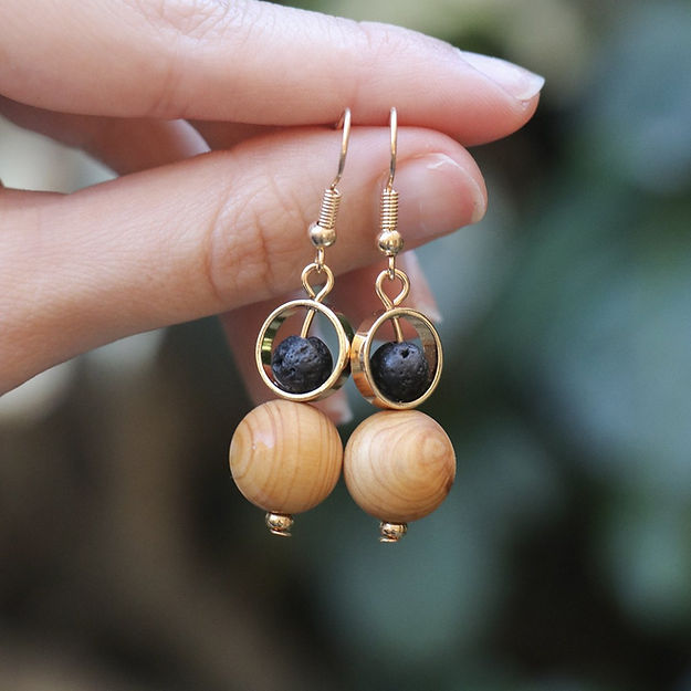 Nudi Point Lava Stone Earrings "Elements"