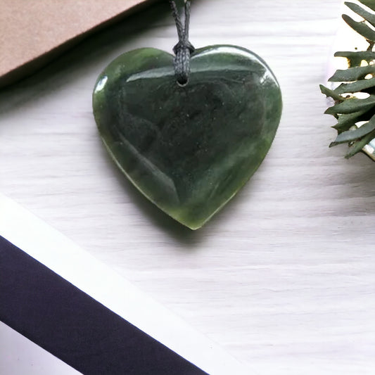 Greenstone / Pounamu Heart Pendant