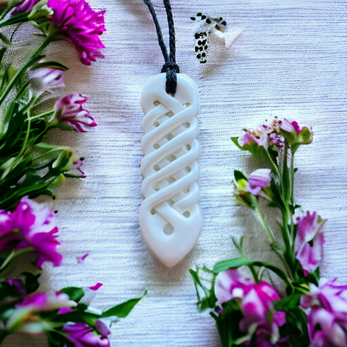 Bone Multi Twist (Pikorua) Pendant