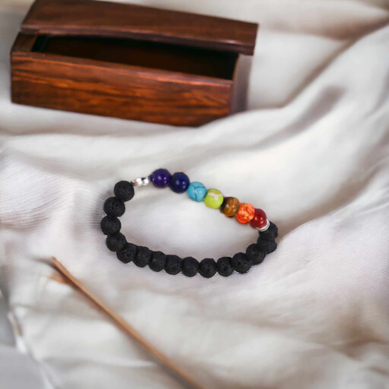 Nudi Point Bracelet Lava Stone Chakra Rainbow Tree of Life